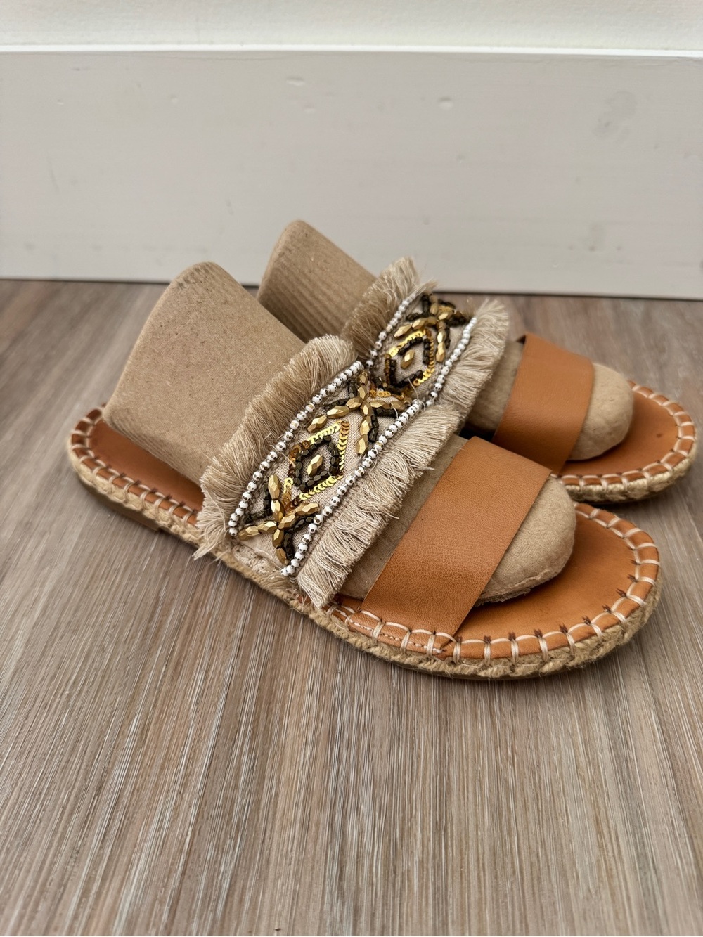 BKE Sole Zula Embellished Fringe Espadrille Slide Sandals Women’s Size 7 boho